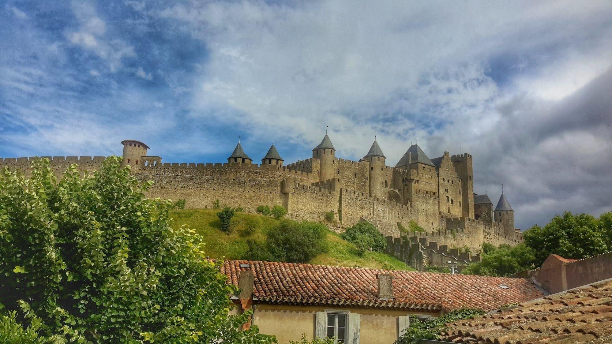 Hotel Du Pont Vieux Carcassonne Bagian luar foto